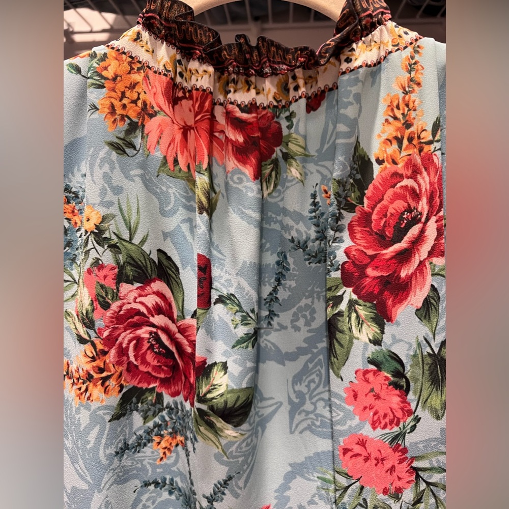 ALICE AND OLIVIA FLOWY FLOWER DRESS MINI LENGTH/ABOVE KNEE - Picture 10 of 12